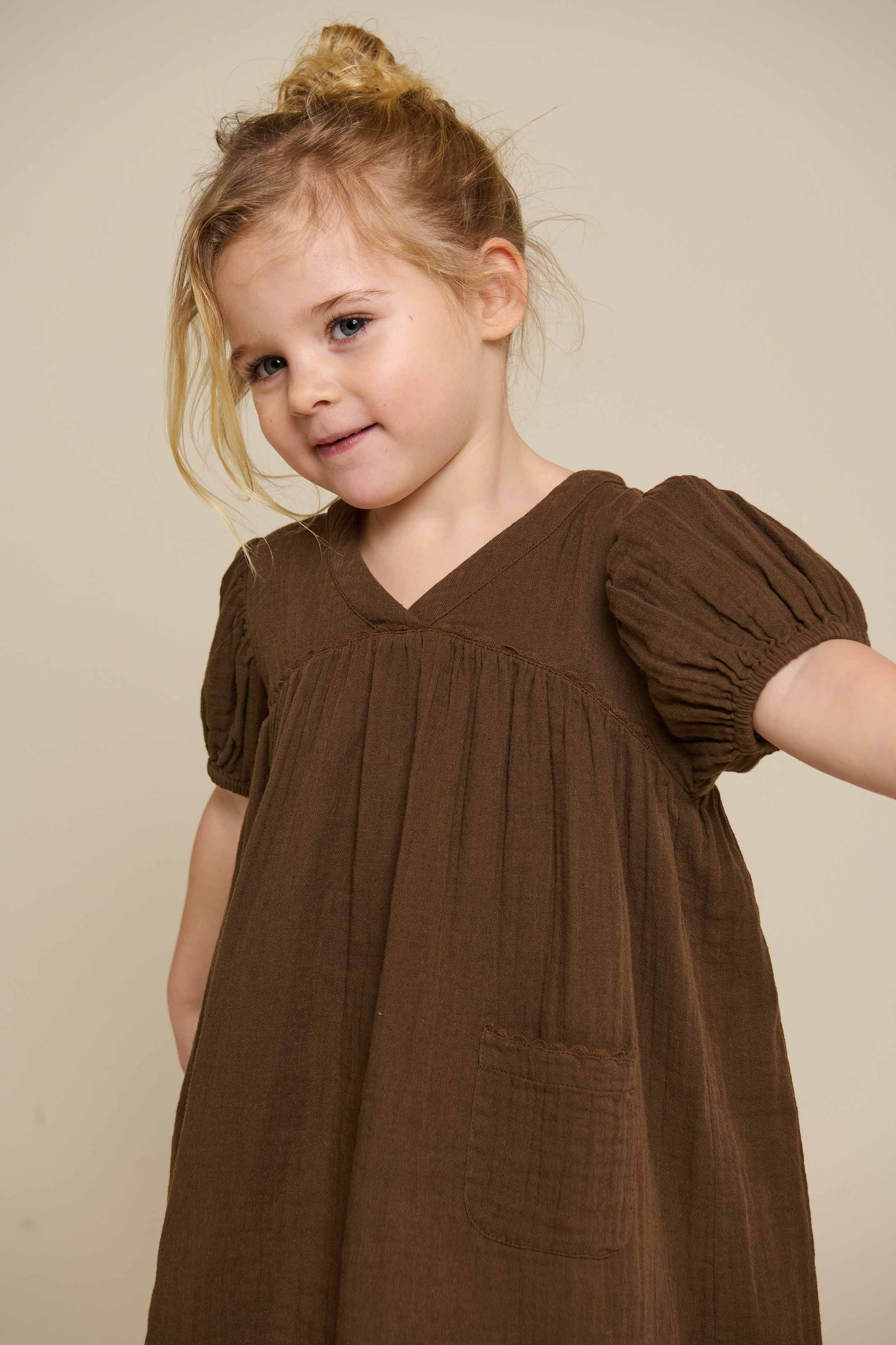 Gaze Jurk - Kids - Dark Brown | 100913 Jasmine - Image 3