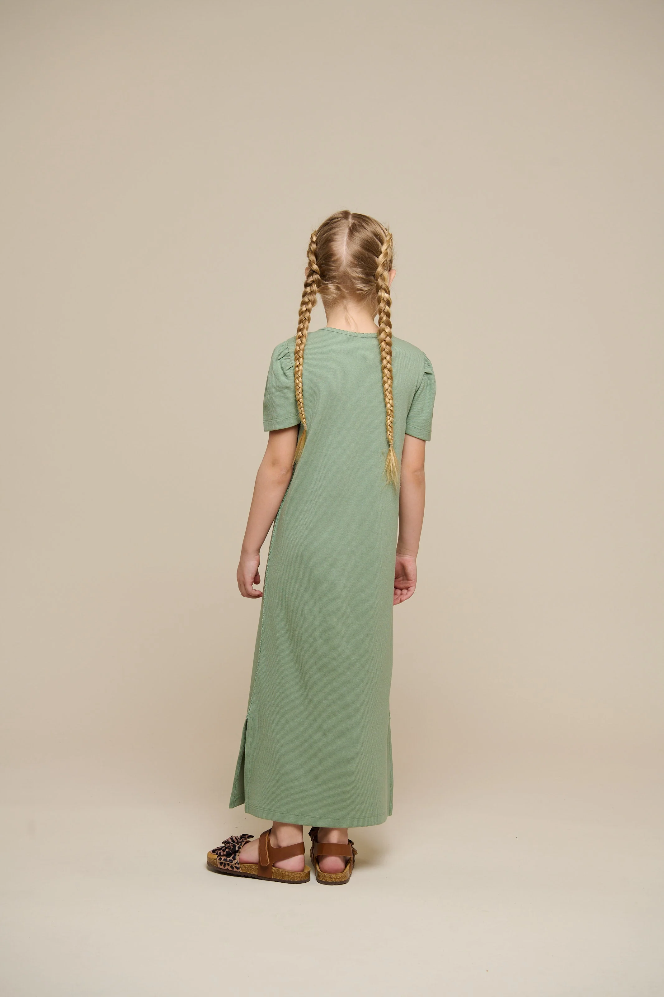 Modal Rib Lang T-shirt Jurk - Tween - Dusty Green | 101295 Lottie - Image 3