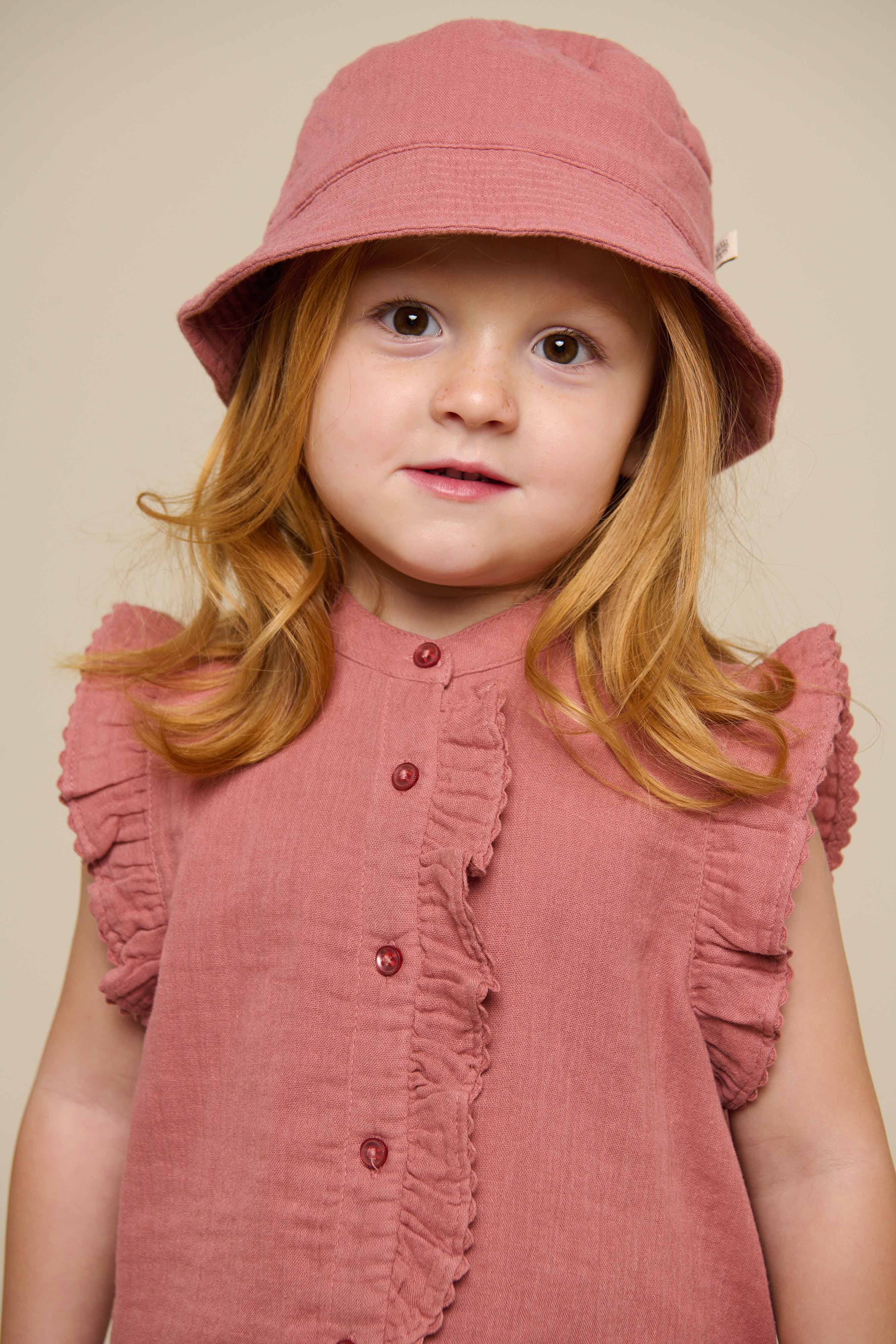 Mouwloze top van mousseline - Kids - Old Rose | 100932 Jasmine - Image 3