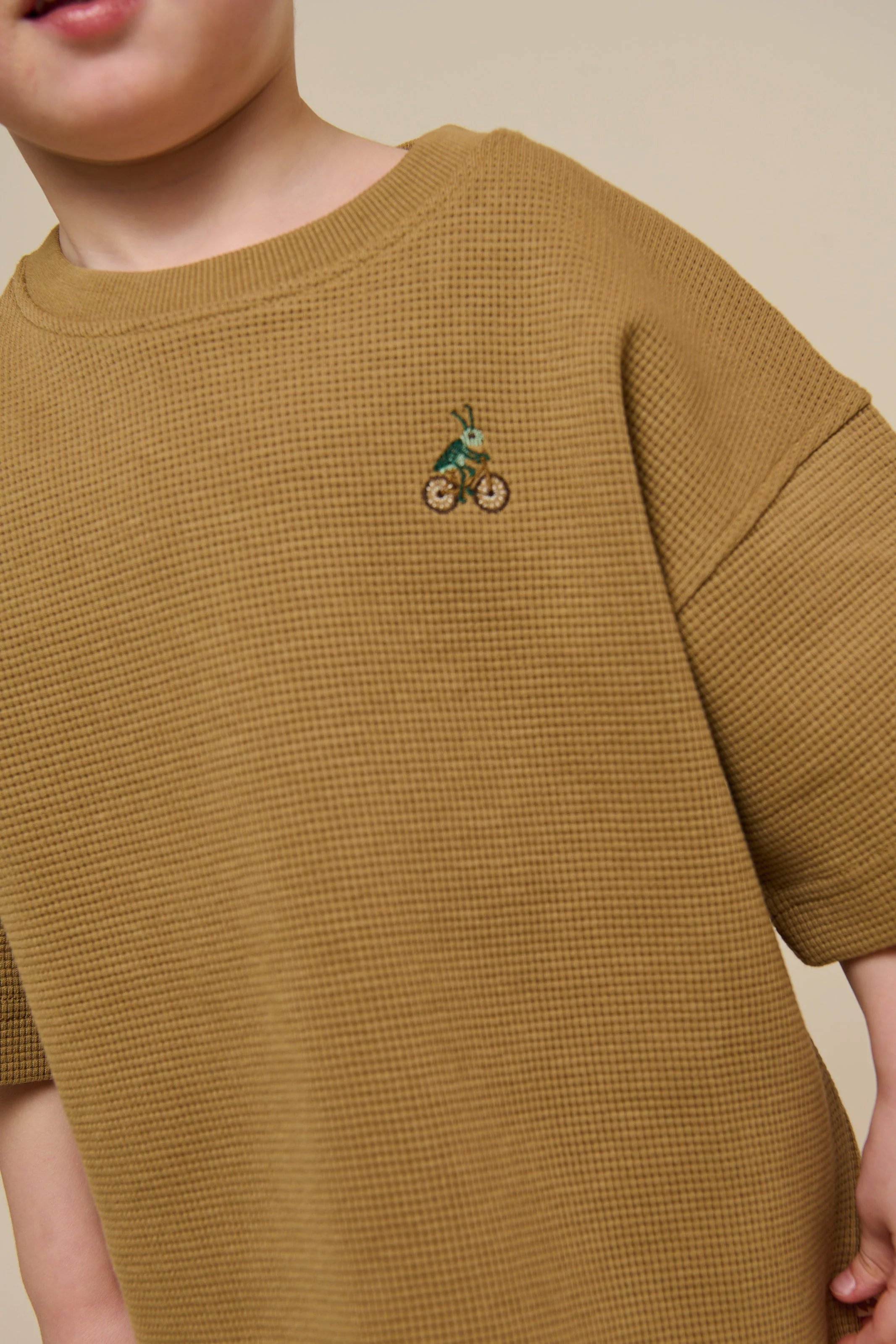 Wafel T-shirt - Kids - Khaki | 101148 Evan - Image 3